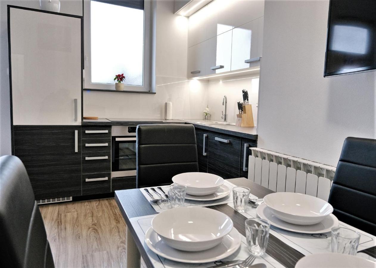 Apartma Nika Pobegi Bagian luar foto