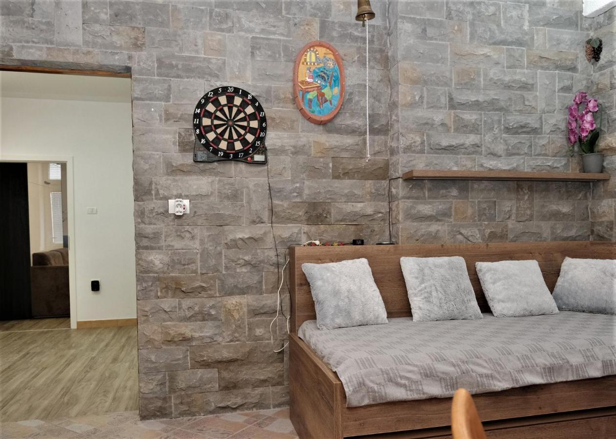 Apartma Nika Pobegi Bagian luar foto