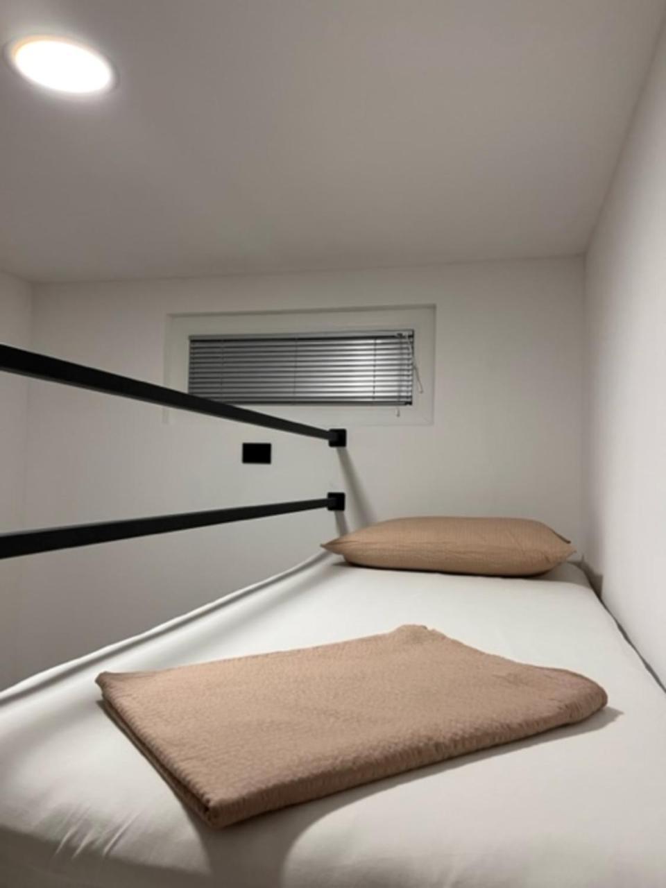 Apartma Nika Pobegi Bagian luar foto