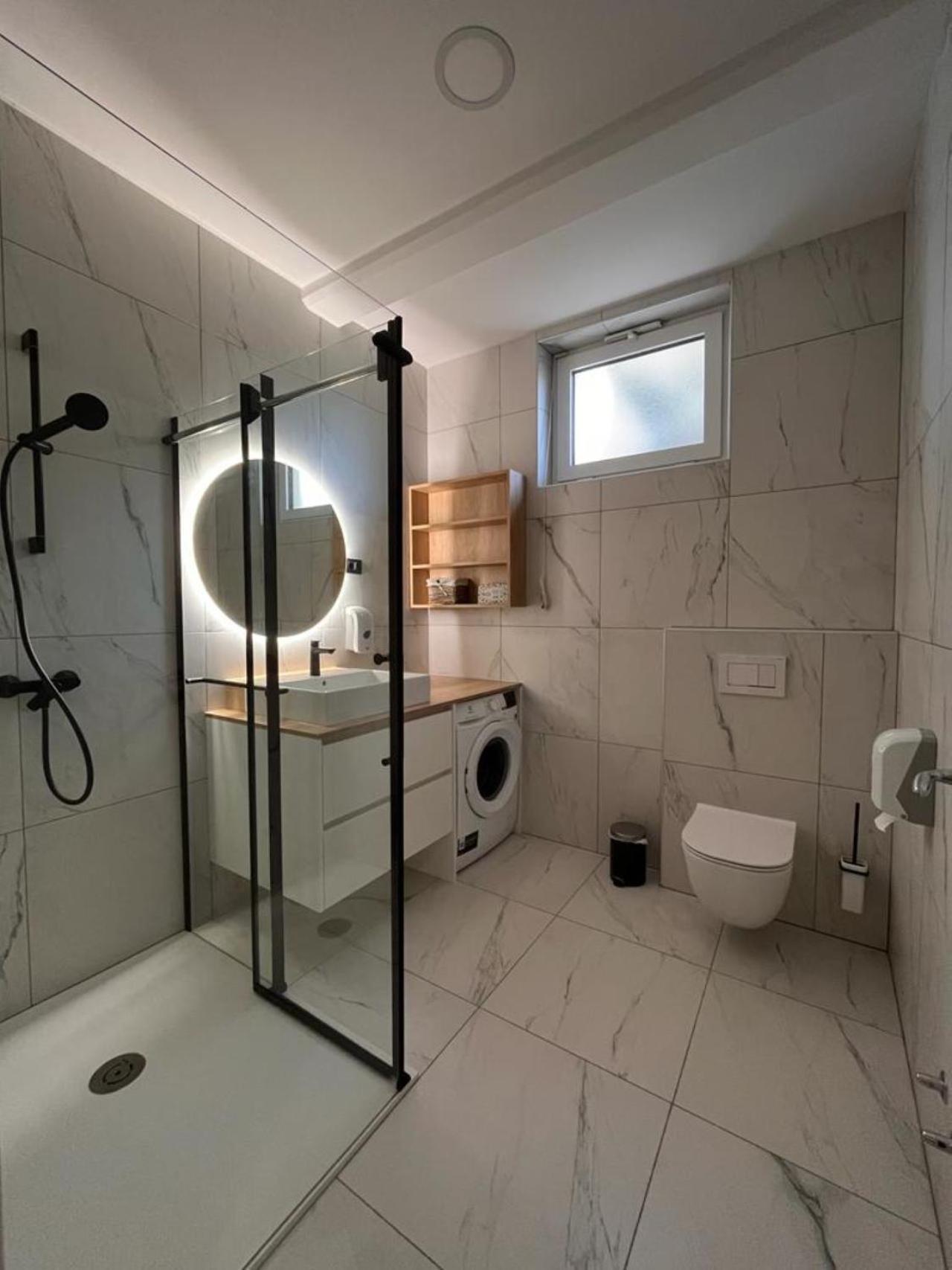 Apartma Nika Pobegi Bagian luar foto