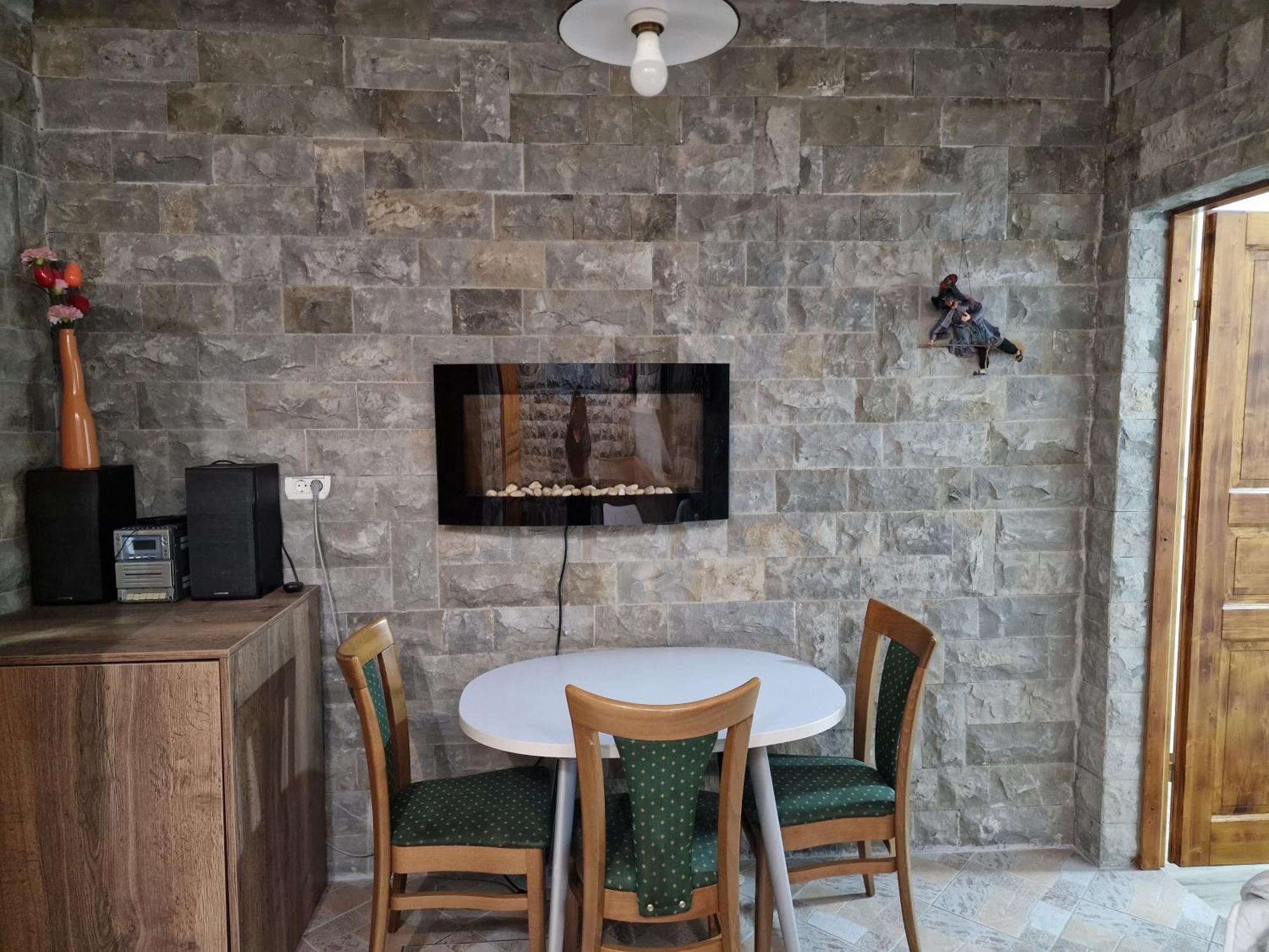 Apartma Nika Pobegi Bagian luar foto